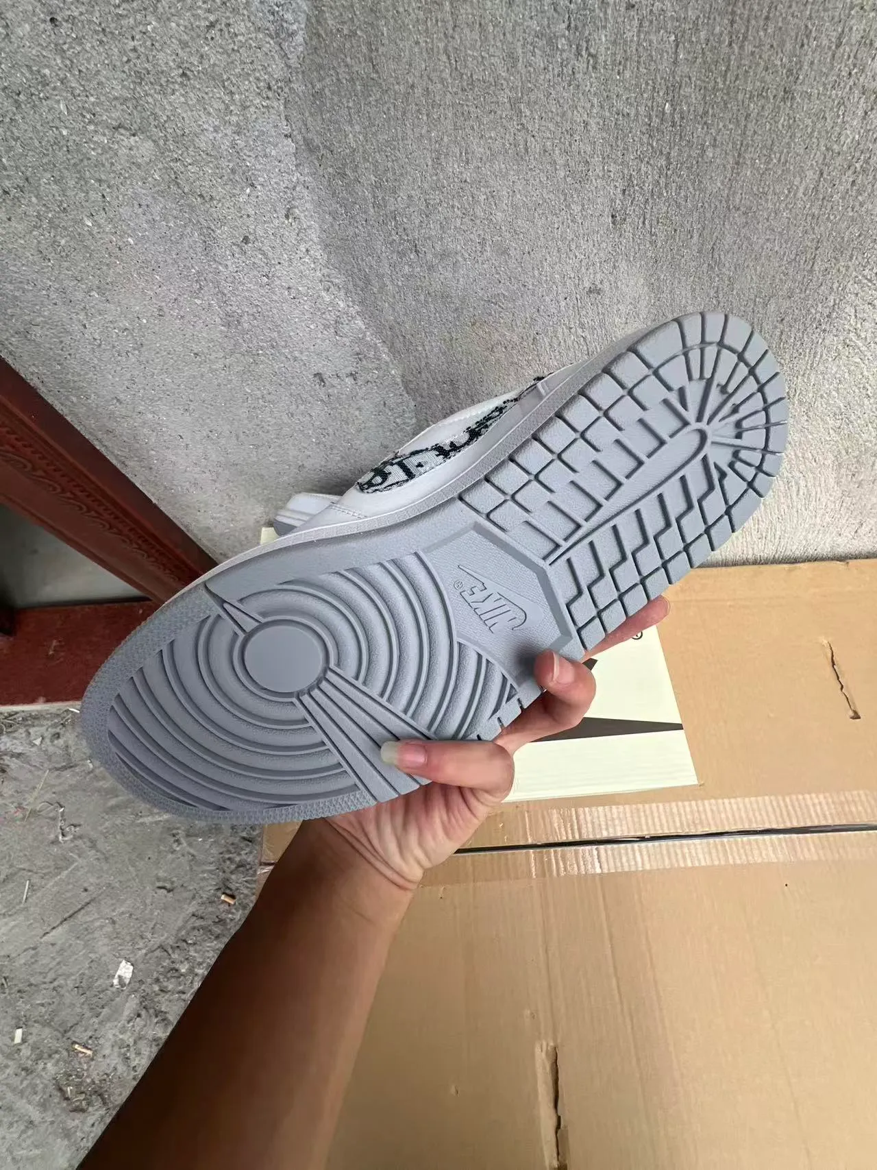Dior White Gray Leather Upper Oblique Monogram Swoosh Lifestyle Sneakers 6