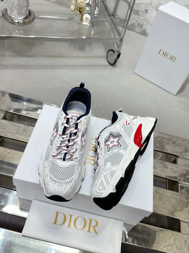 Dior White Red Mesh-and-TPU Upper Star-Emblem Side Panel Chunky Sneakers 4