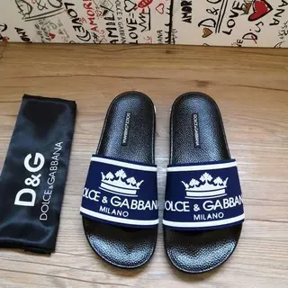 Dolce & Gabbana شعار التاج أزرق بحري وأسود نعال