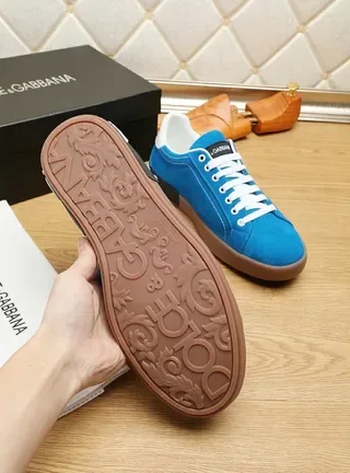 Dolce & Gabbana Portofino Sneakers Lifestyle avec empiègne daim bleu marron lacets blancs 3