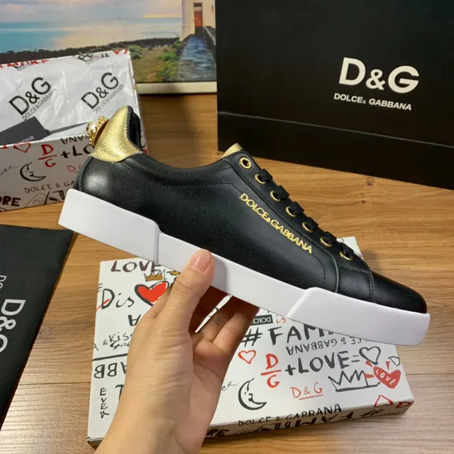 Dolce & Gabbana chaussures de sport lifestyle en cuir noir doré avec détails métalliques 5