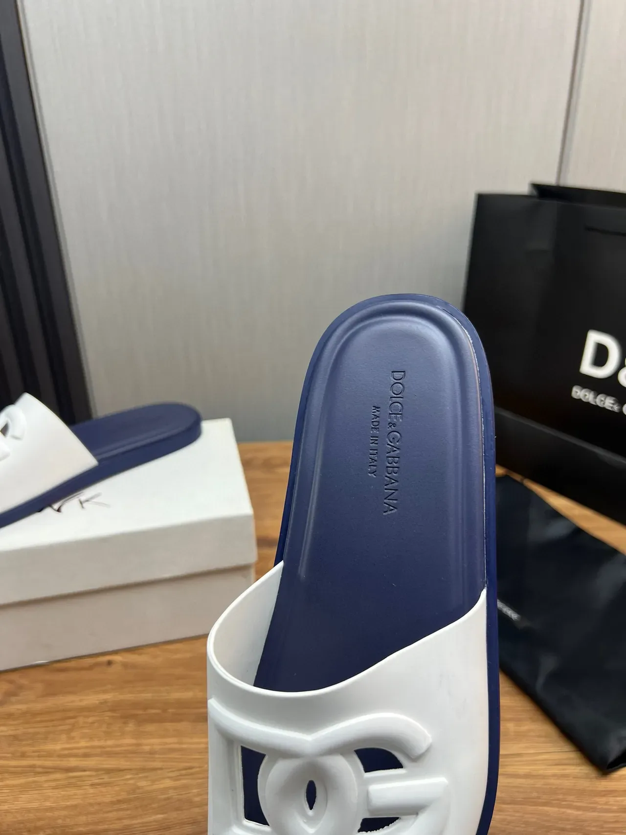 Dolce & Gabbana Logo Slide White and Navy Slippers 8