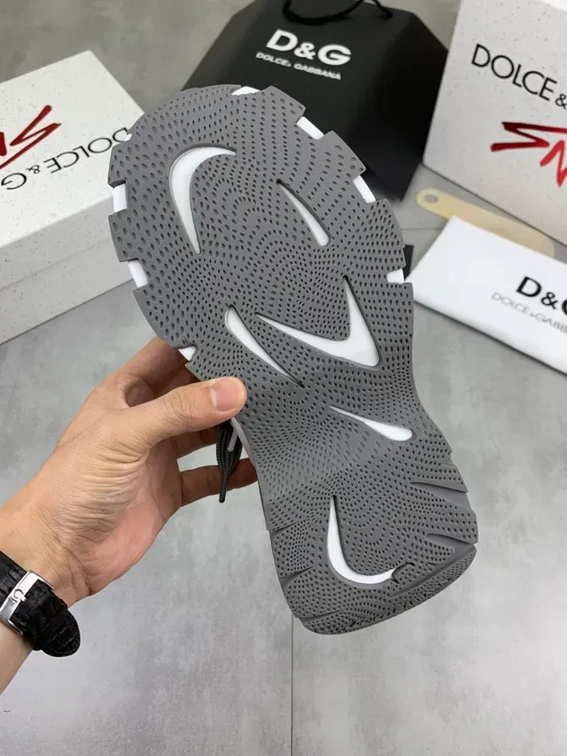 Dolce & Gabbana NS1 أبيض رمادي القاعدة أعلى مواد مختلطة حذاء رياضي ثقيل 2