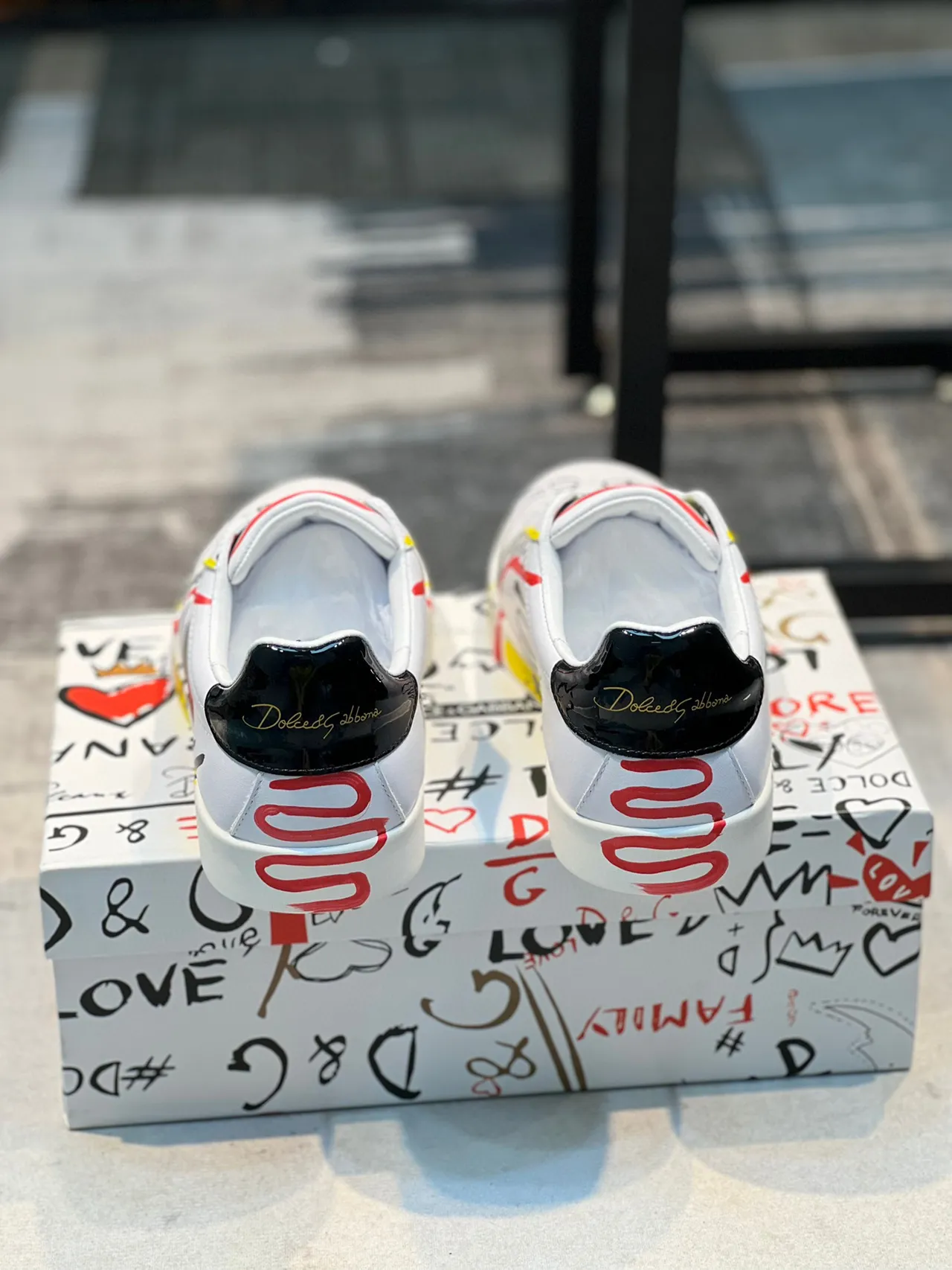 Dolce & Gabbana Portofino Graffiti-Print sneakers lifestyle blanches 2