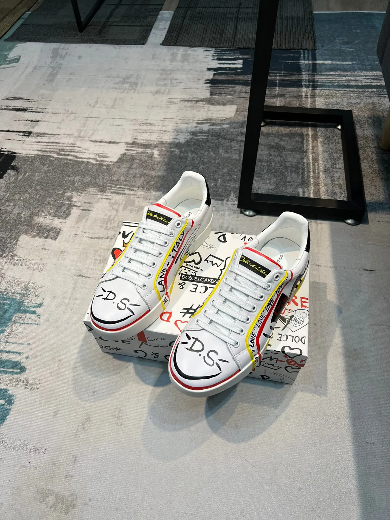 Dolce & Gabbana Portofino Graffiti-Print sneakers lifestyle blanches 5