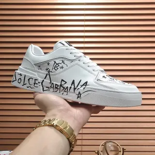 Dolce & Gabbana White Black Leather Graffiti-Print Lifestyle Sneakers
