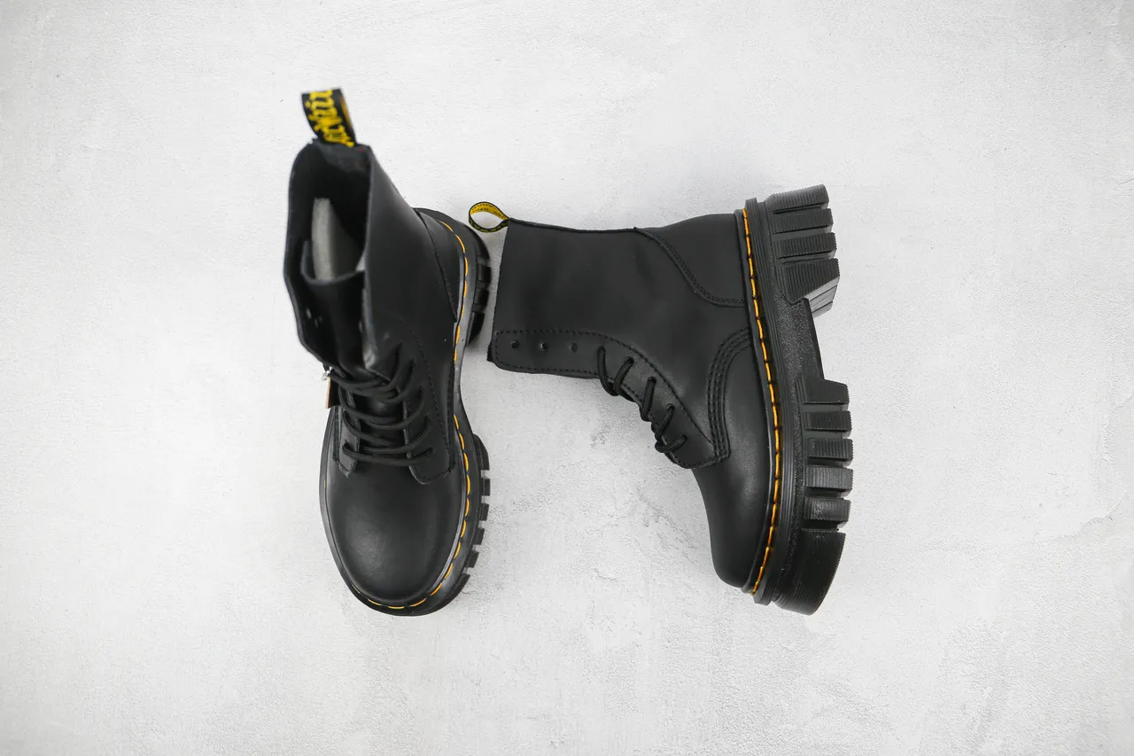 Dr. Martens Jadon negras amarillas suela de plataforma gruesa costura de welt botas Martin 3
