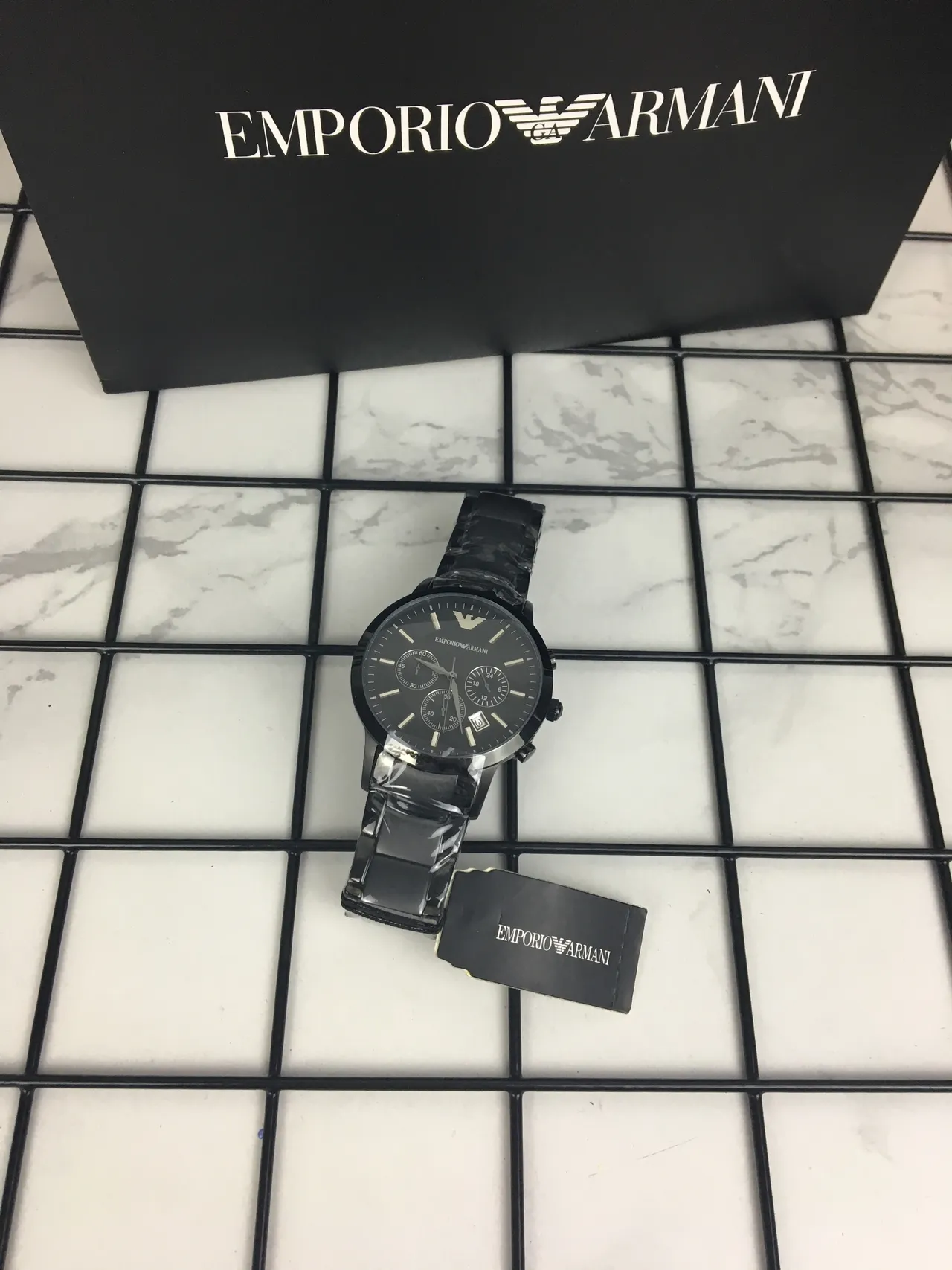 Emporio Armani Chronographe Cadran Noir Acentos Dorés Montre Quartz 7