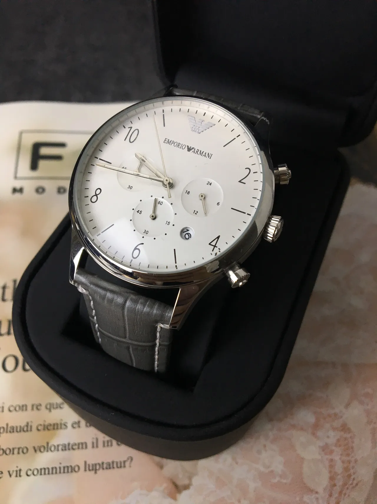 Emporio Armani Montre Chronomètre Cadran Blanc Bracelet Cuir Noir Mécanique 2