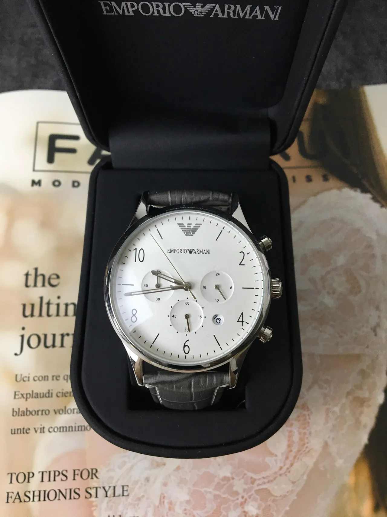 Emporio Armani Montre Chronomètre Cadran Blanc Bracelet Cuir Noir Mécanique 4