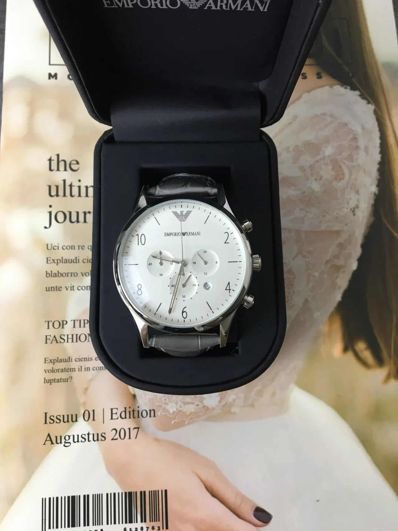 Emporio Armani Montre Chronomètre Cadran Blanc Bracelet Cuir Noir Mécanique 5