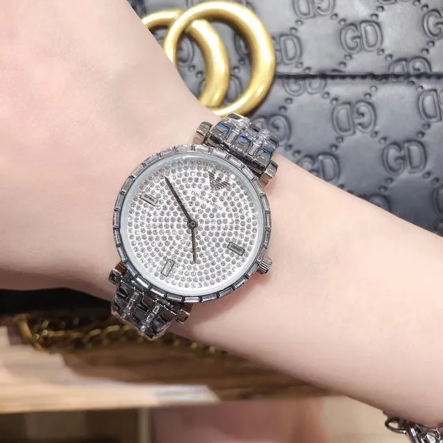Emporio Armani Montre Quartz à cadran pavé de cristaux 2