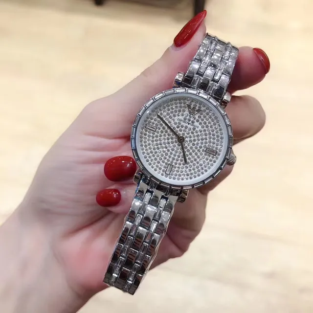 Emporio Armani Montre Quartz à cadran pavé de cristaux 5