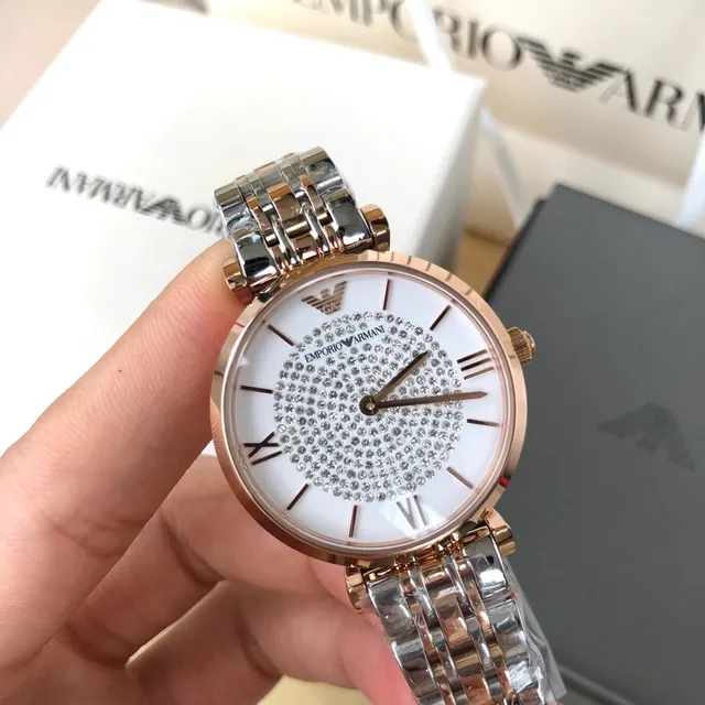 Emporio Armani Montre Quartz Bicolore au Cadran Pavé de Cristaux 7