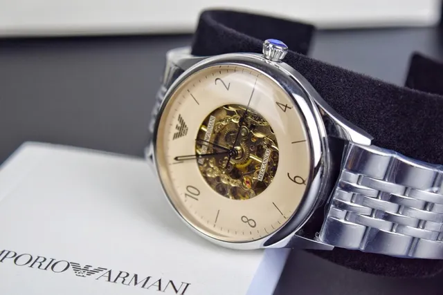 Emporio Armani Meccanico Esqueleto Esfera Creme Relógio Mecânico 4
