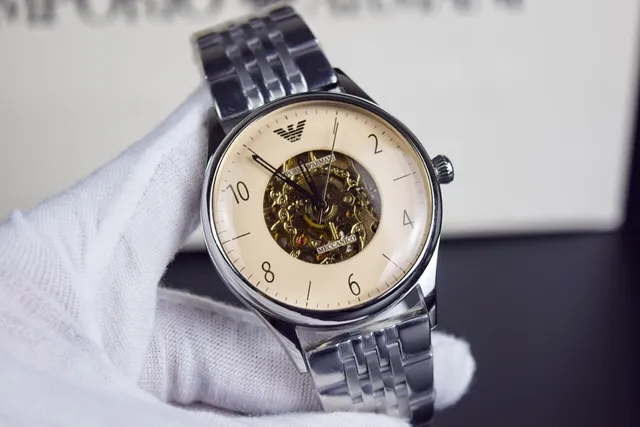 Emporio Armani Meccanico Esqueleto Esfera Creme Relógio Mecânico 6