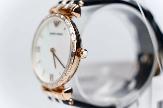 Emporio Armani أبيض أسود دائري إطار كريستال غلاف لؤلؤ أمي وجه كوارتز ساعة 6