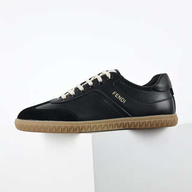 Fendi Noir Beige Cuir Perforé Daim Panneaux Sneakers Lifestyle 9