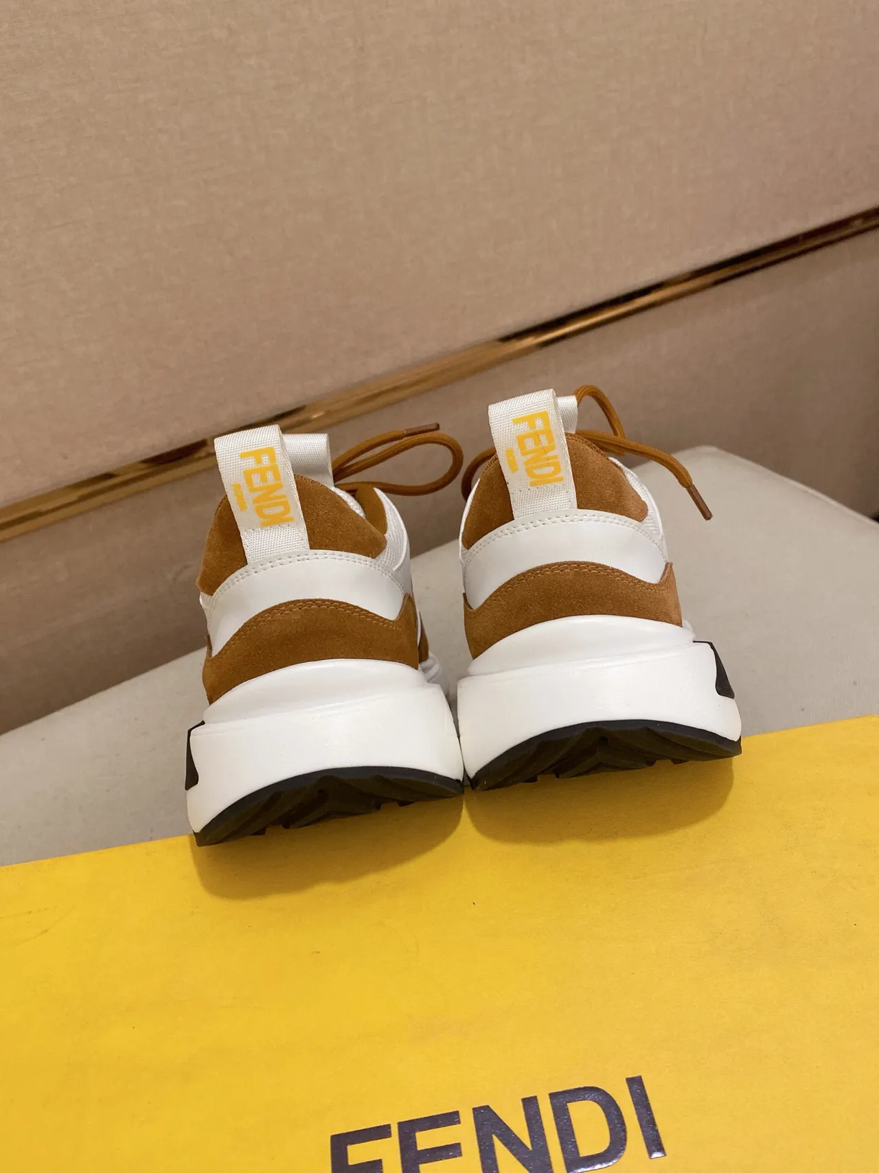 Fendi Marron Blanc FF Monogram Jacquard Daim et Synthétique Panneaux Baskets Épaisses 8
