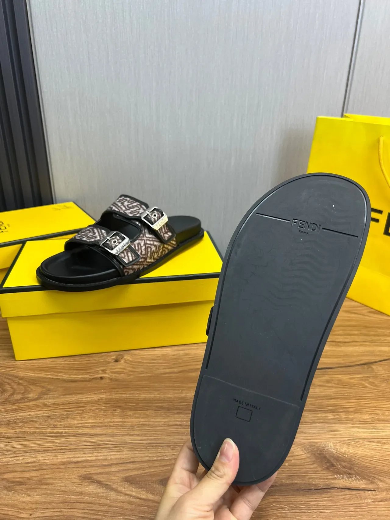 Fendi Mulas com dupla fivela e estampado denim 2