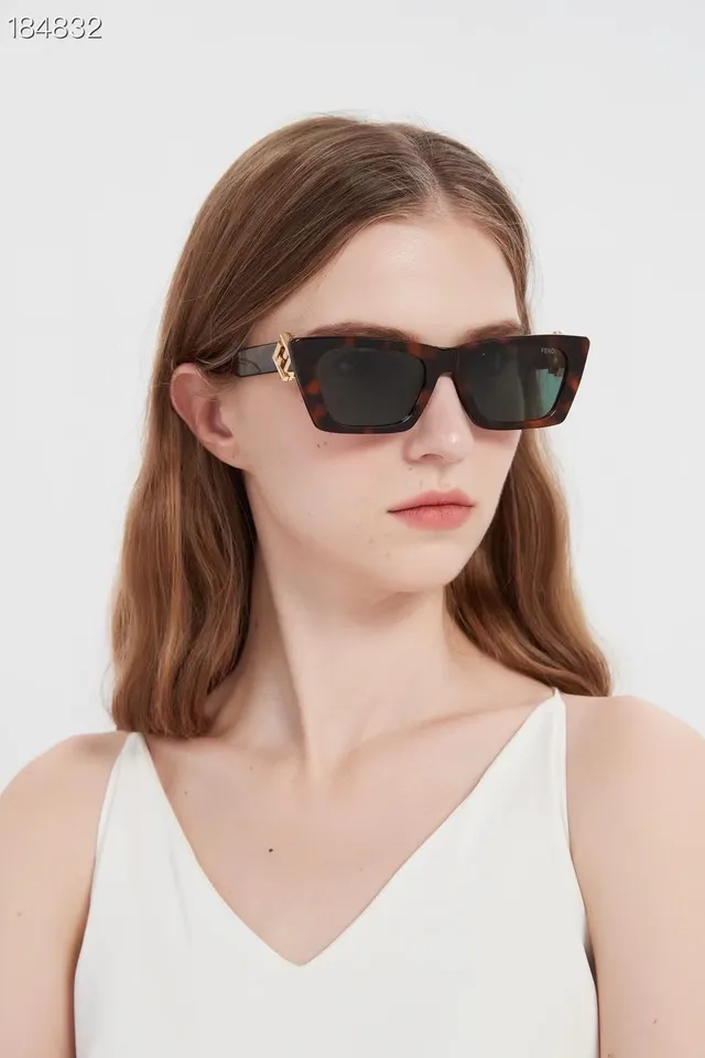 Fendi Gray Purple Angular Rectangular Frame Translucent Acetate Sunglasses 7