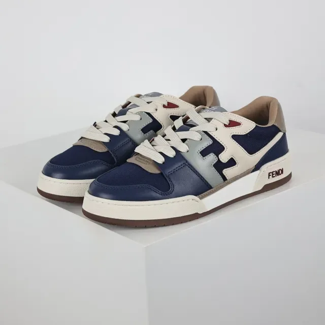 Fendi Navy Beige Tênis Lifestyle Low-Top com Camadas de Textil e Couro no Upper 2