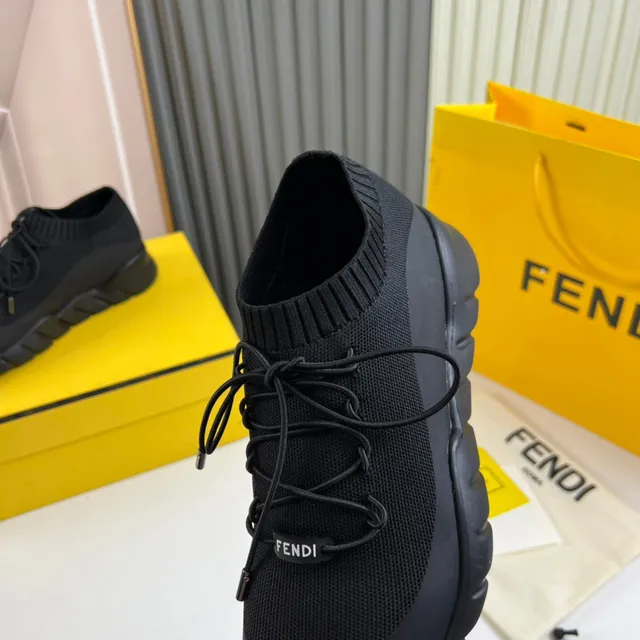 Fendi Speed Trainer Tênis chunky preto de malha com ajuste de meia 3