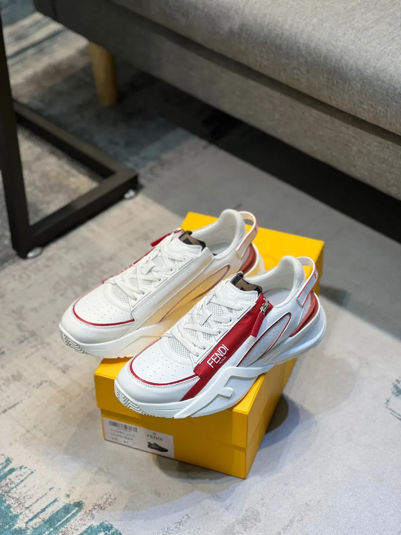 Fendi Blanc Rouge Semelle Plateforme Chunky Cuir Perforé Supérieur Sneakers Lifestyle 7