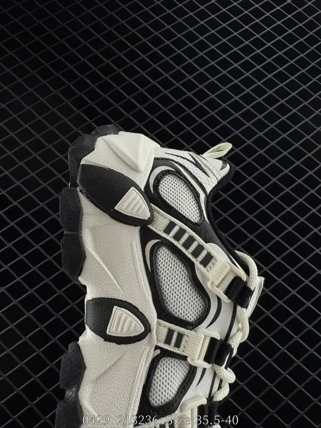 Fila Fusion Exocet White and Black Chunky Sneakers 2