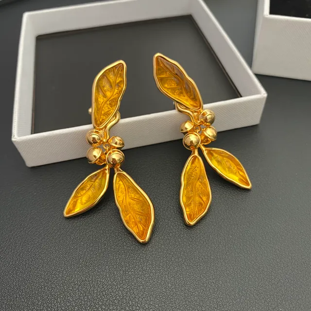 Amber Resin Leaf Clip-On Earrings 5