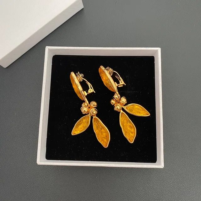 Amber Resin Leaf Clip-On Earrings 8