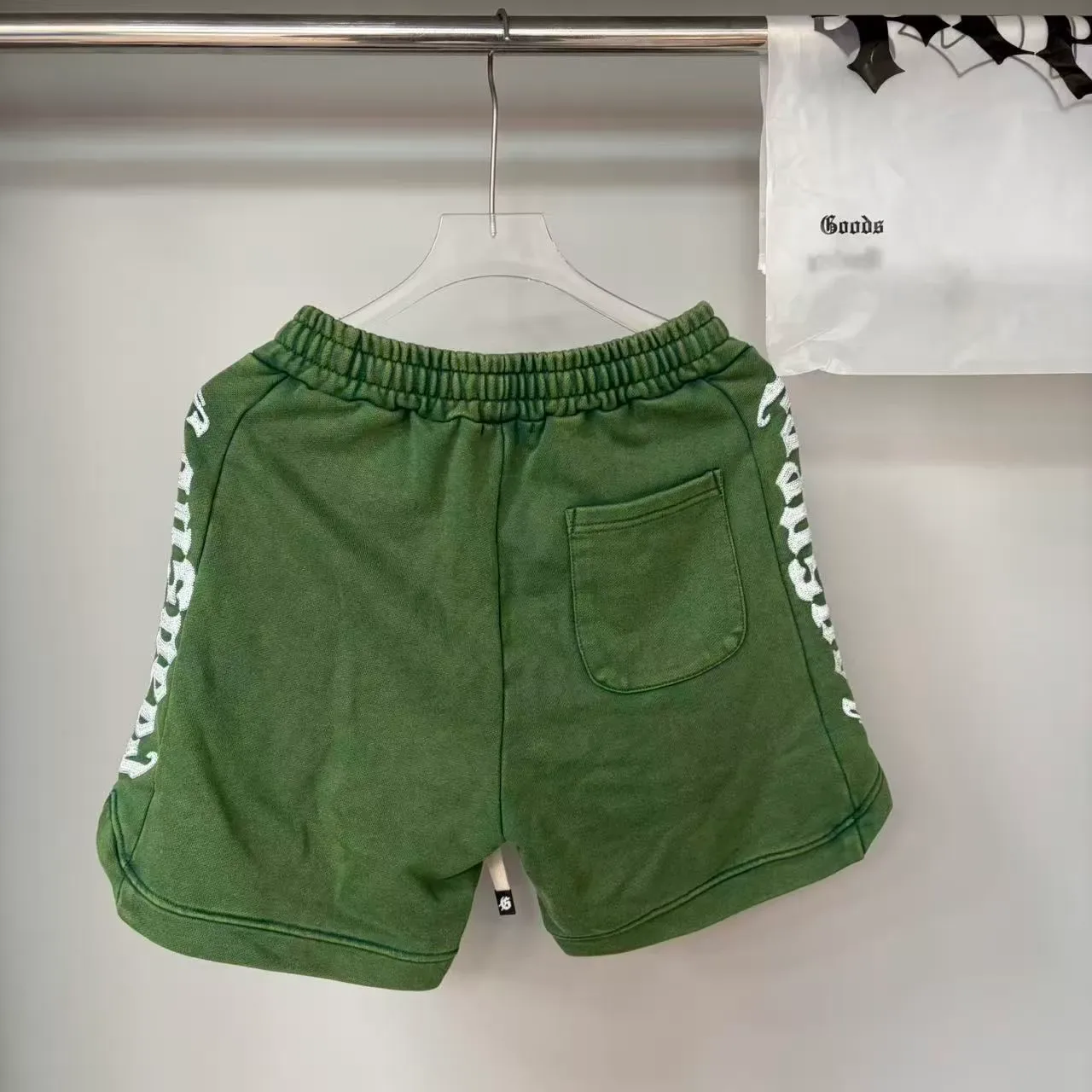 Army Green White Elastic Waistband Drawstring Closure Shorts 2