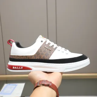 Bally مونوغرام بينل أبيض أسود أحمر أسلوب حياة أحذية رياضية