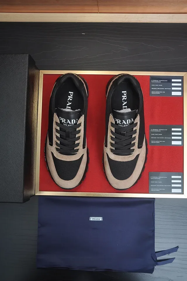 Beige and Black Mixed-Material Low-Top Lifestyle Sneaker 4