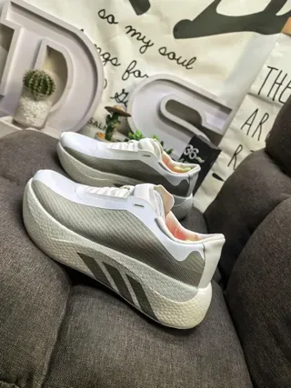 Beige and Cream Knit Low-Top Lifestyle Sneakers 7