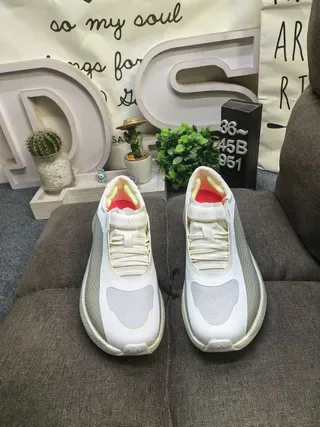 Beige and Cream Knit Low-Top Lifestyle Sneakers 10