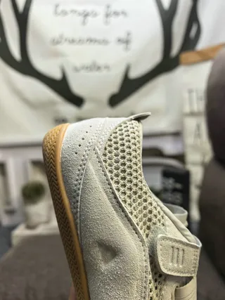 Beige White Laceless Hook-and-Loop Strap Closure Breathable Perforated Mesh Upper Sneakers 3