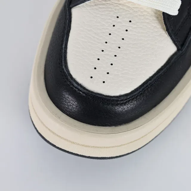 Black and Cream Star Logo Platform Lifestyle Sneakers 5