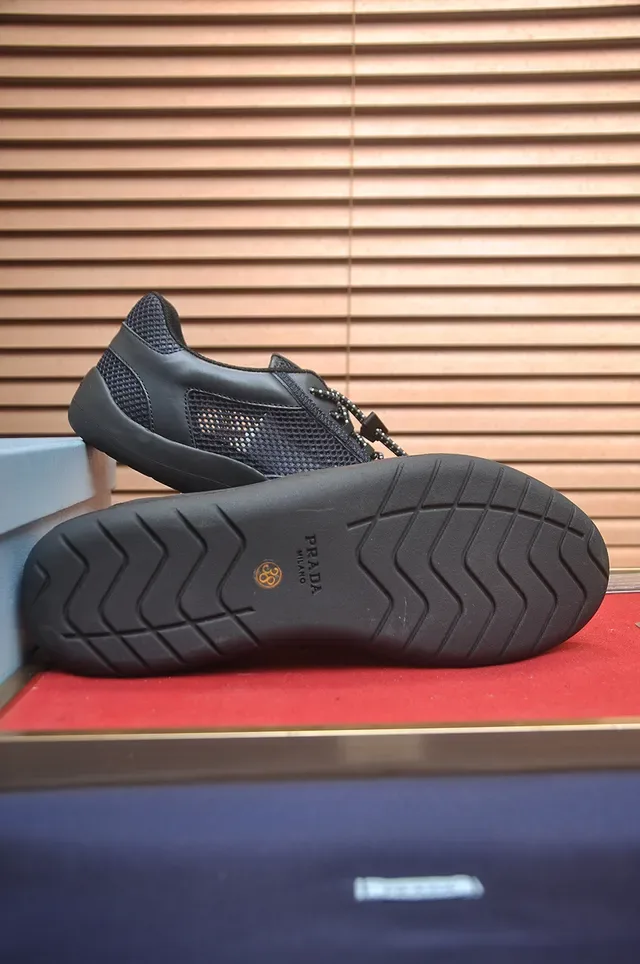 Black and Navy Mesh-and-Synthetic Low-Top Casual Sneaker 3