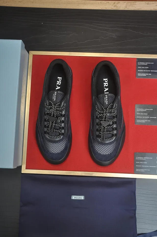 Black and Navy Mesh-and-Synthetic Low-Top Casual Sneaker 5