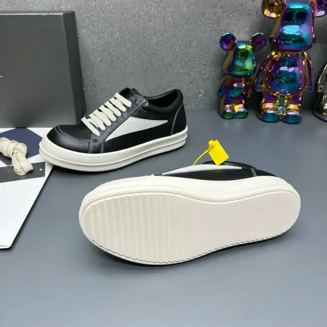 Black and White Panelled Leather Lifestyle Sneakers 5