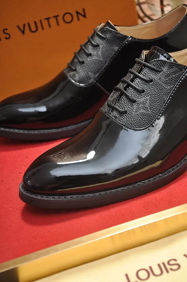 Chaussures Oxford Noir Brun Cuir Patenté Texturé Haut Brillant Quartiers 2
