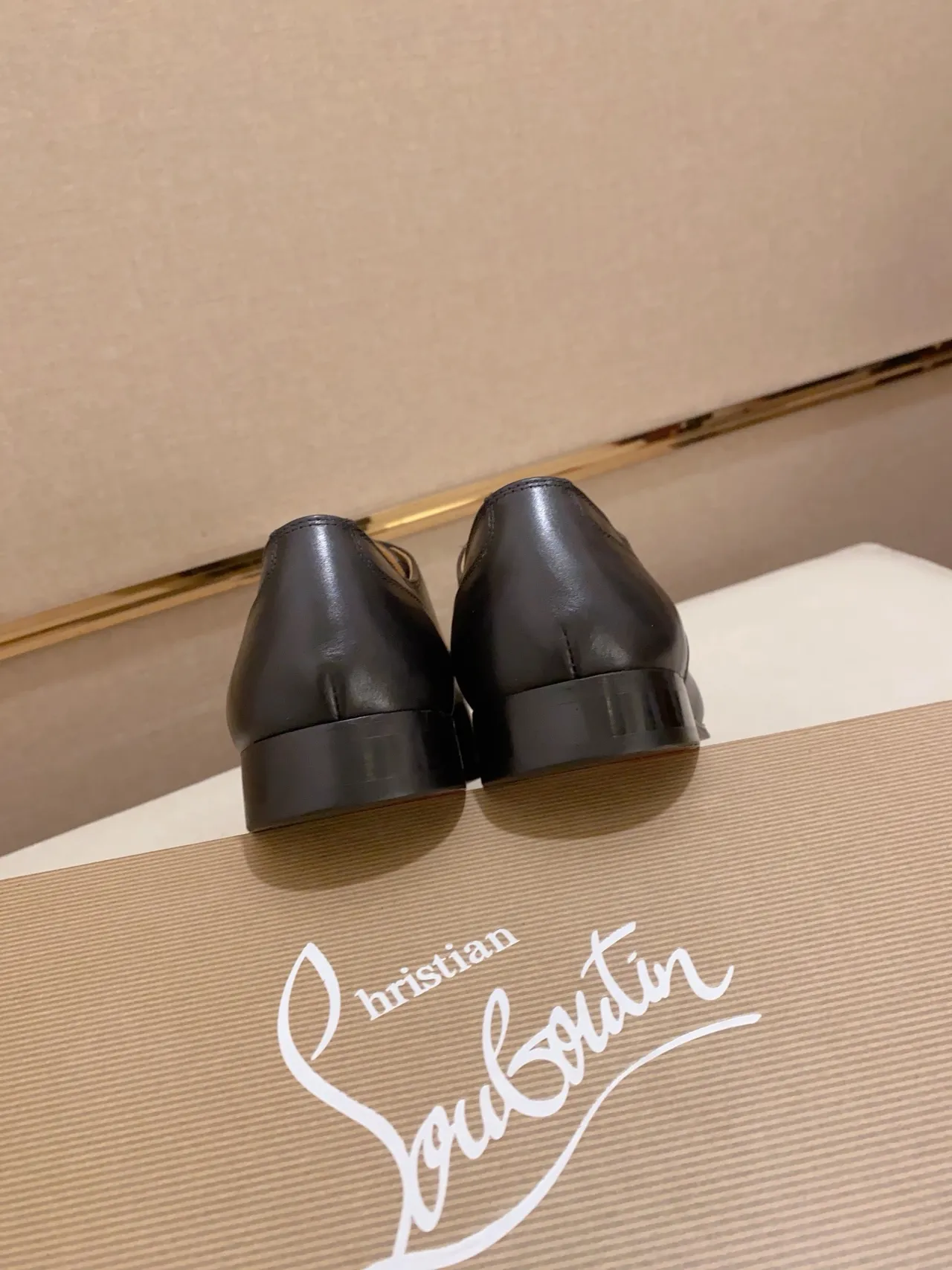 Black Cap-Toe Oxford Shoe 8
