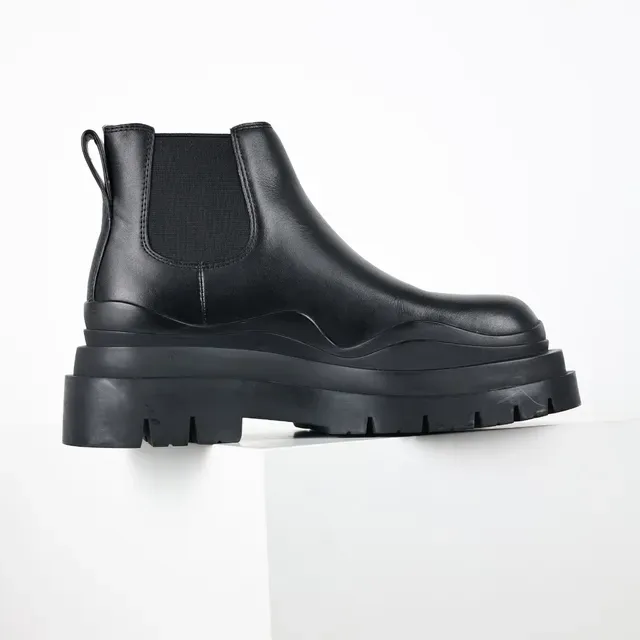 Black Chunky Sole Chelsea Boots 7