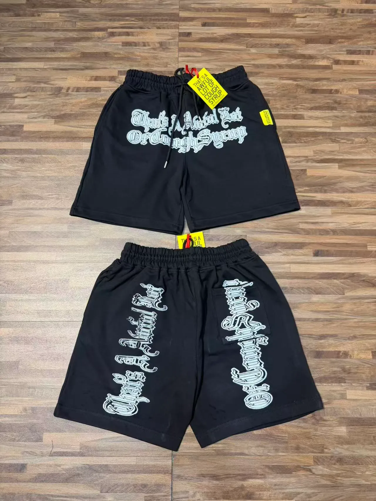 Black Gothic Typography Print Elastic Waist Shorts 4