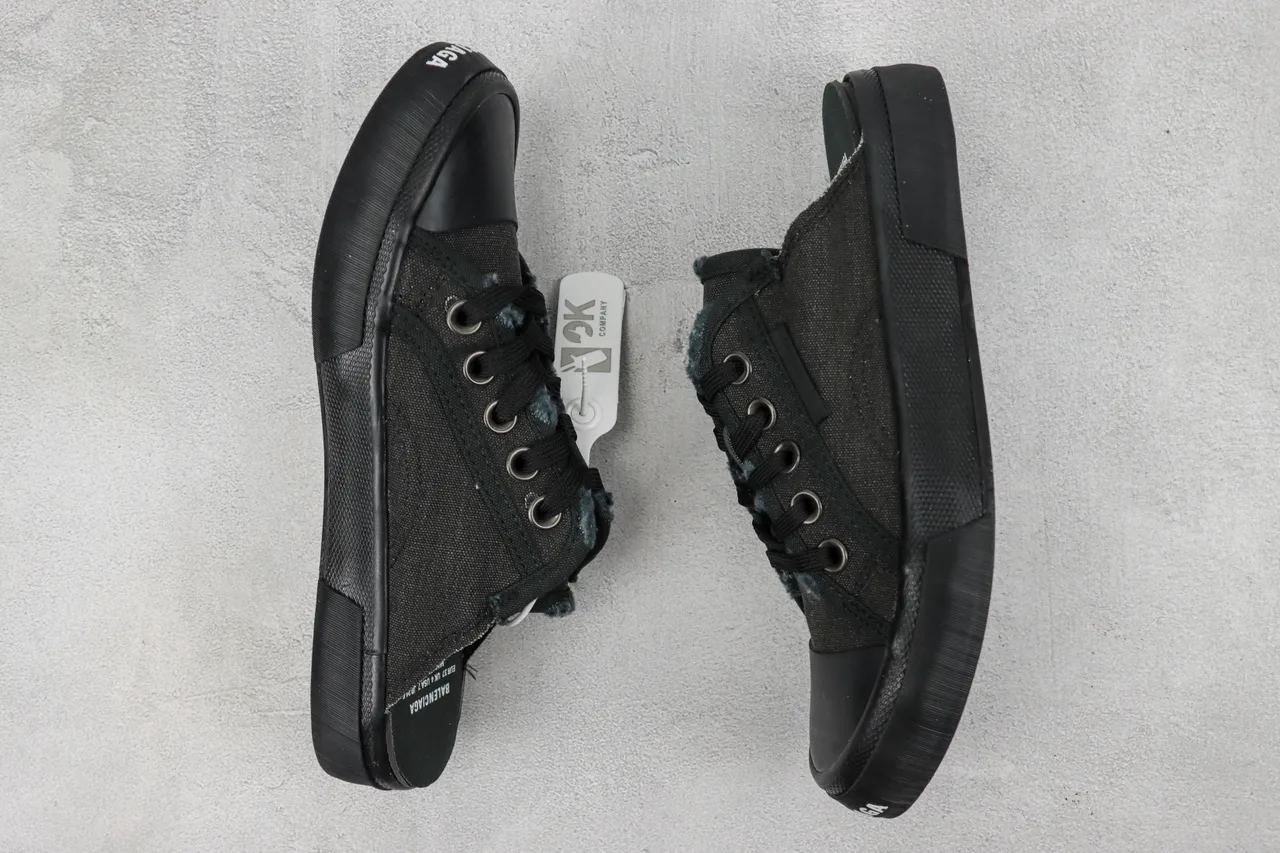 Black Lace-Up Slip-On Canvas Shoe 2