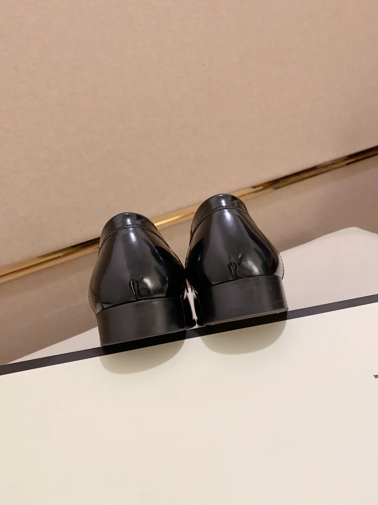Black Patent Leather Horsebit Ornament Loafer 4