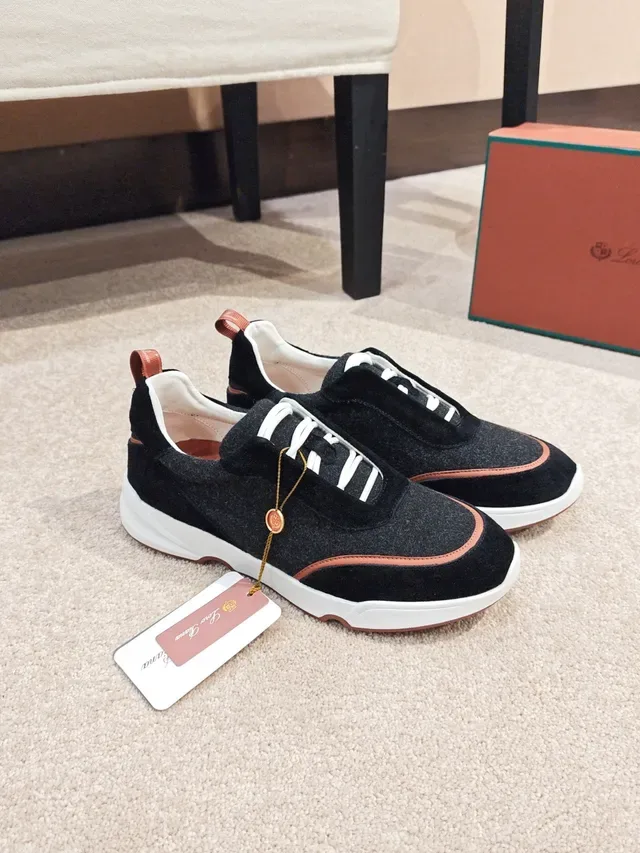 Black Red Suede-Felt Upper White Laces Sneakers 5
