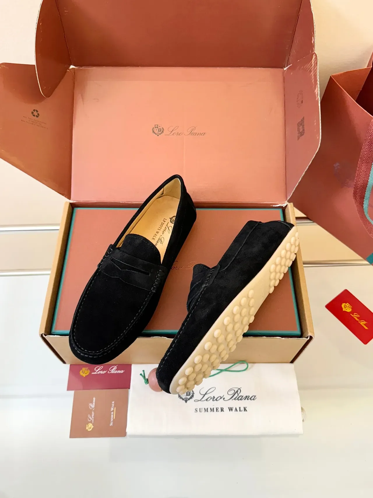 Loafer daim noir à bride penny 2