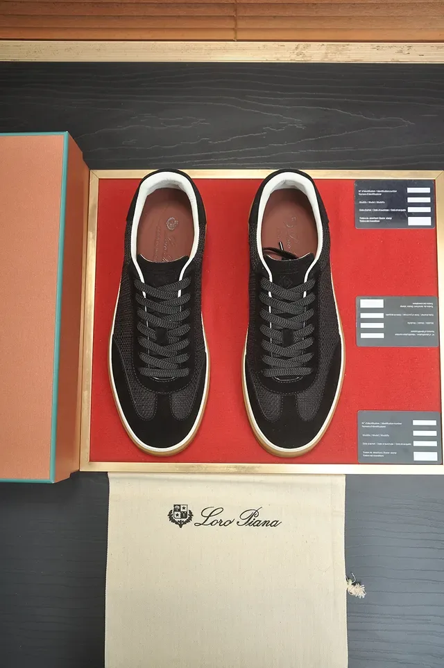 Black Textured Upper Gum Sole Low-Top Sneaker 5